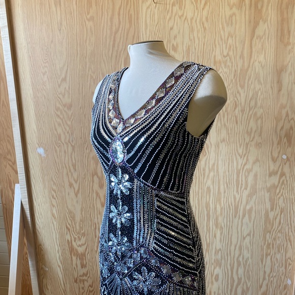 Vintage Sequin and fringed Dress- like new - Picture 7 of 12